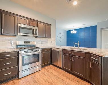 14015 Lake Crescent Drive - Photo Thumbnail 14