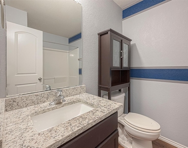 14015 Lake Crescent Drive - Photo Thumbnail 21