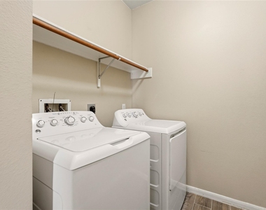 15106 Turphin Way - Photo Thumbnail 12