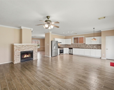 15106 Turphin Way - Photo Thumbnail 10