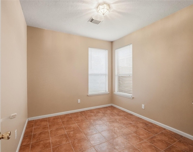 15106 Turphin Way - Photo Thumbnail 14
