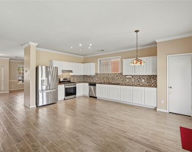 15106 Turphin Way - Photo Thumbnail 8