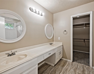 2627 Autumn Springs Lane - Photo Thumbnail 12
