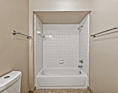 2627 Autumn Springs Lane - Photo Thumbnail 15