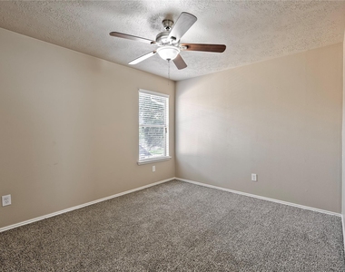 2627 Autumn Springs Lane - Photo Thumbnail 17