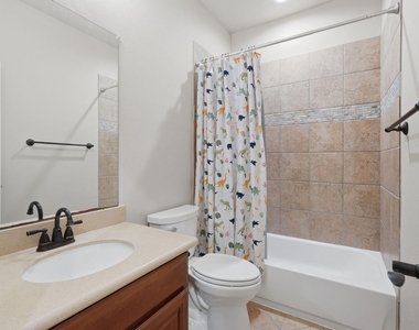 126 E Cove View Trail - Photo Thumbnail 34