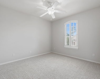 126 E Cove View Trail - Photo Thumbnail 30