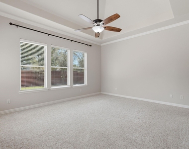 126 E Cove View Trail - Photo Thumbnail 14