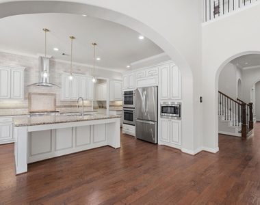 126 E Cove View Trail - Photo Thumbnail 7