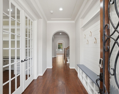 126 E Cove View Trail - Photo Thumbnail 1
