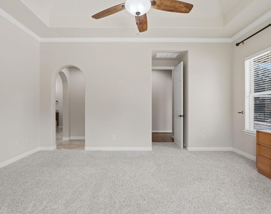 126 E Cove View Trail - Photo Thumbnail 15