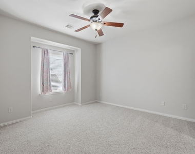 126 E Cove View Trail - Photo Thumbnail 33