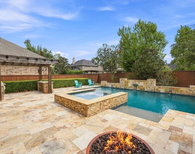 126 E Cove View Trail - Photo Thumbnail 40