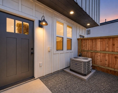 7826 Beckley Street - Photo Thumbnail 4