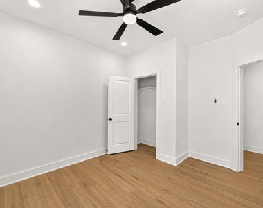 7826 Beckley Street - Photo Thumbnail 14