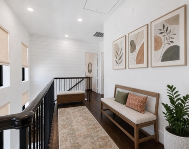 5326 Chandler Street - Photo Thumbnail 14