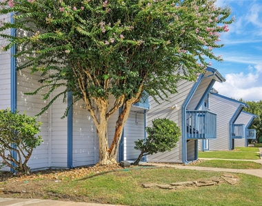 13155 Walden Road - Photo Thumbnail 4