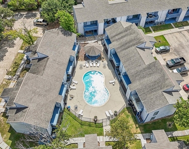 13155 Walden Road - Photo Thumbnail 12