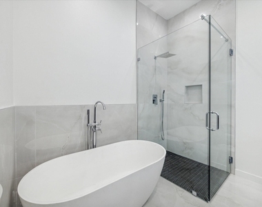 713 Memorial Heights Drive - Photo Thumbnail 15