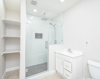 7406 Schiller Street - Photo Thumbnail 14