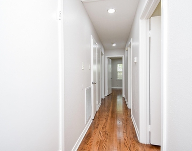 7406 Schiller Street - Photo Thumbnail 17