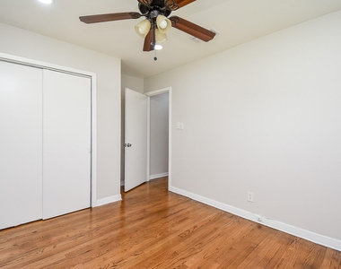 7406 Schiller Street - Photo Thumbnail 19