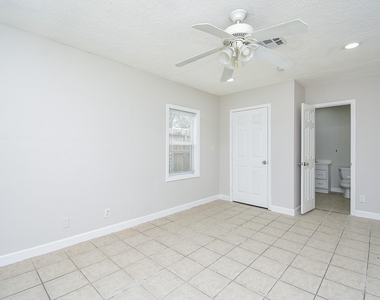 7406 Schiller Street - Photo Thumbnail 12