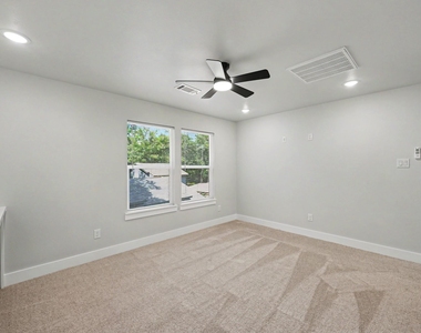116 Sun City Lane - Photo Thumbnail 20