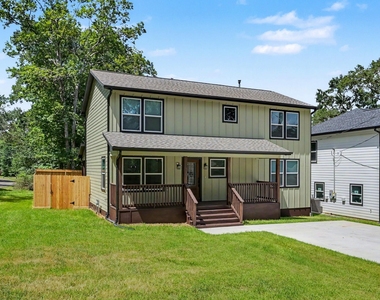 116 Sun City Lane - Photo Thumbnail 2