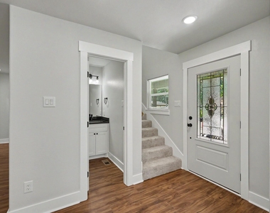 116 Sun City Lane - Photo Thumbnail 6
