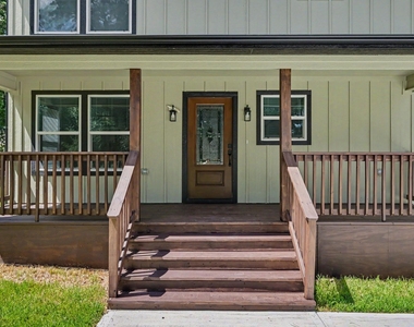 116 Sun City Lane - Photo Thumbnail 3