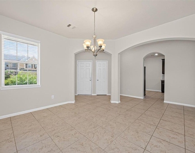 8506 Sunset Loch Drive - Photo Thumbnail 10