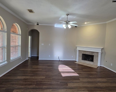 20743 Oakhurst Meadows Drive - Photo Thumbnail 10