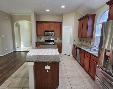 20743 Oakhurst Meadows Drive - Photo Thumbnail 13