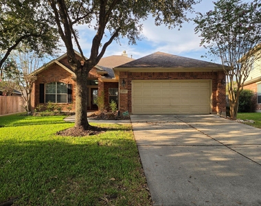 20743 Oakhurst Meadows Drive - Photo Thumbnail 32