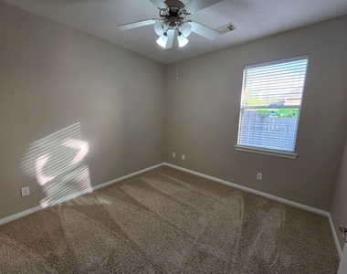 20743 Oakhurst Meadows Drive - Photo Thumbnail 21
