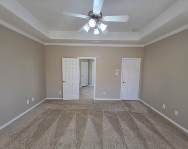 20743 Oakhurst Meadows Drive - Photo Thumbnail 17