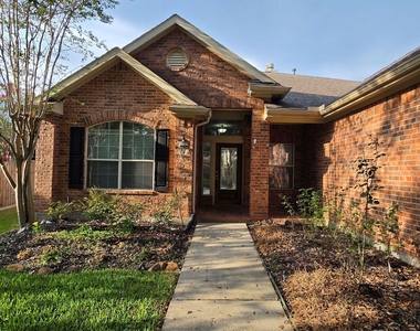 20743 Oakhurst Meadows Drive - Photo Thumbnail 4