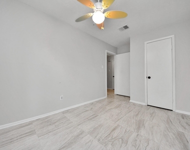 4830 Ridgestone Street - Photo Thumbnail 25