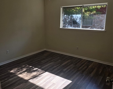 12507 Bexley Drive Drive - Photo Thumbnail 19