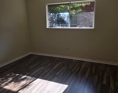 12507 Bexley Drive Drive - Photo Thumbnail 20