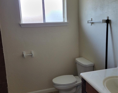 12507 Bexley Drive Drive - Photo Thumbnail 24