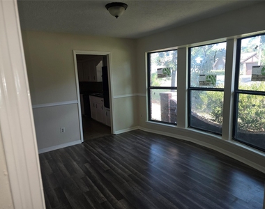 12507 Bexley Drive Drive - Photo Thumbnail 12