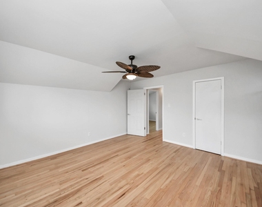 734 Dell Dale Street - Photo Thumbnail 6