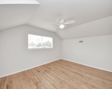 734 Dell Dale Street - Photo Thumbnail 12
