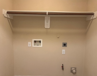 2231 Tandy Park Way - Photo Thumbnail 13