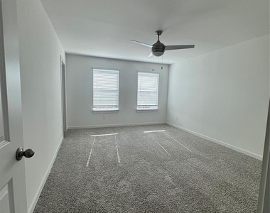3522 Goldfinch Woods Drive - Photo Thumbnail 5