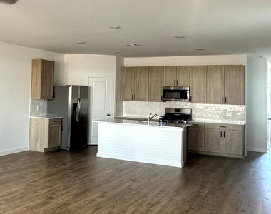 3522 Goldfinch Woods Drive - Photo Thumbnail 2