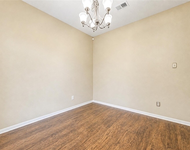 6315 Linfield Bluff Lane - Photo Thumbnail 21