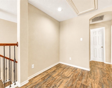 6315 Linfield Bluff Lane - Photo Thumbnail 40